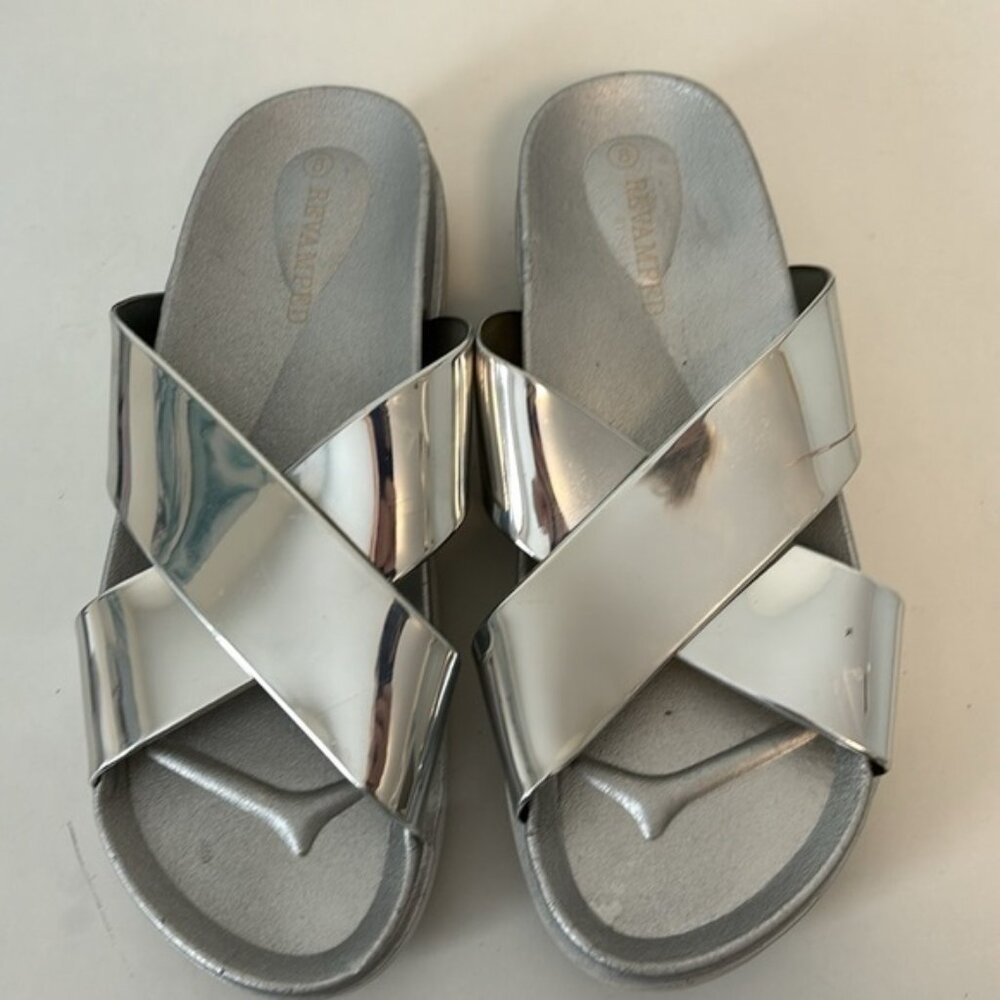 Revamped silver shiny chunky criss-cross slide sandals size 8 - Picture 2 of 8
